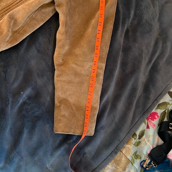 Wilson Leather Jacket with Cream Sherpa Collar - Picture 7 of 14